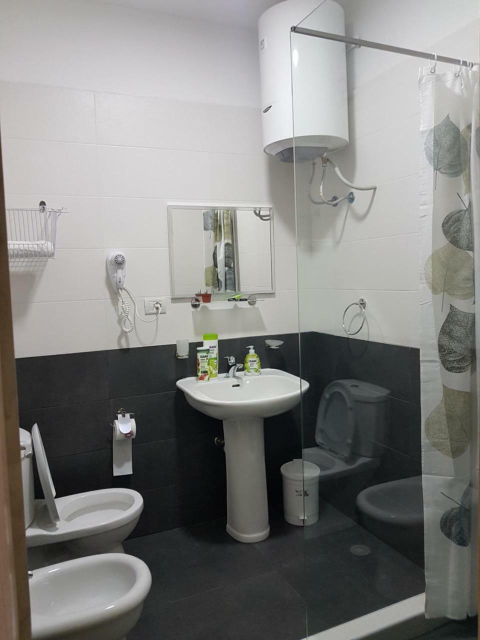 Bregu Green Apartments Vlorë エクステリア 写真
